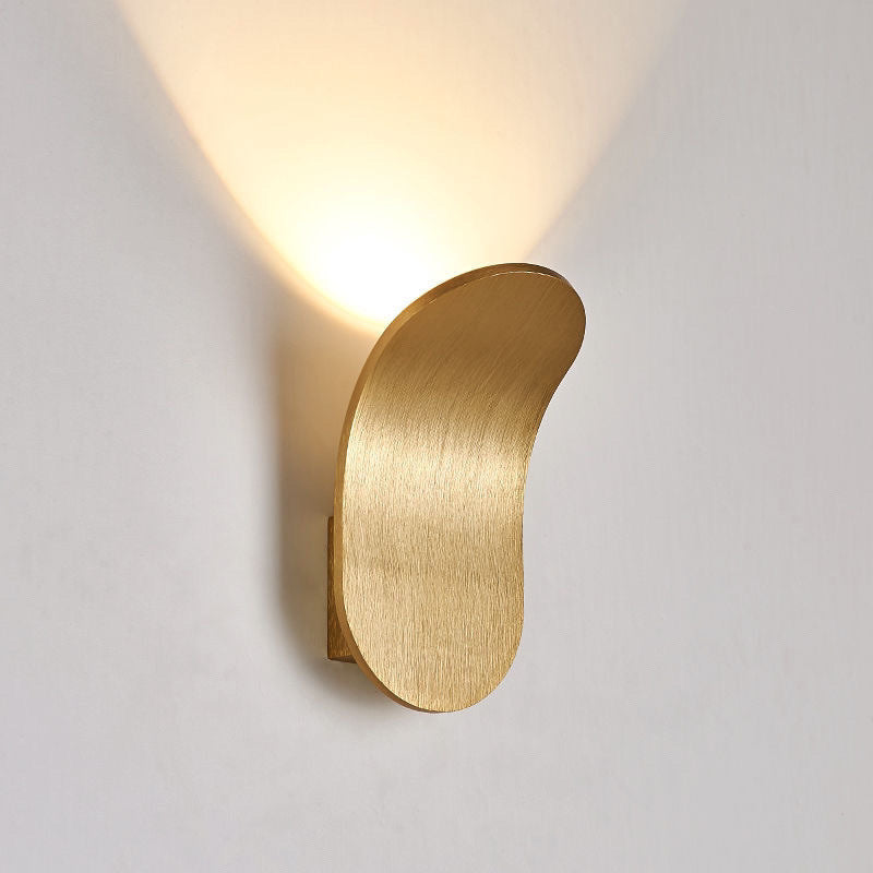 Bedside wall lamp